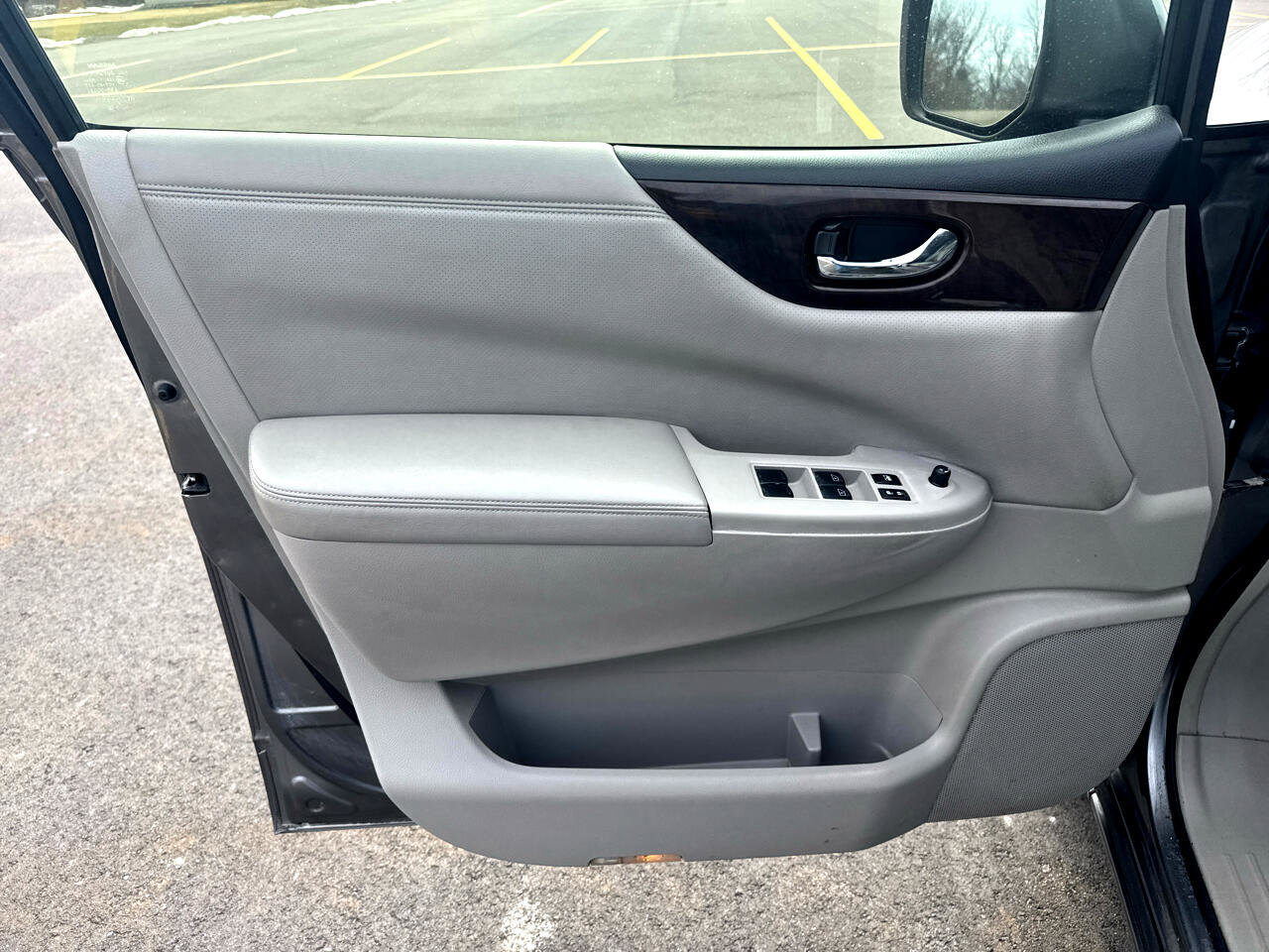 Used 2014 Nissan Quest SV image 10