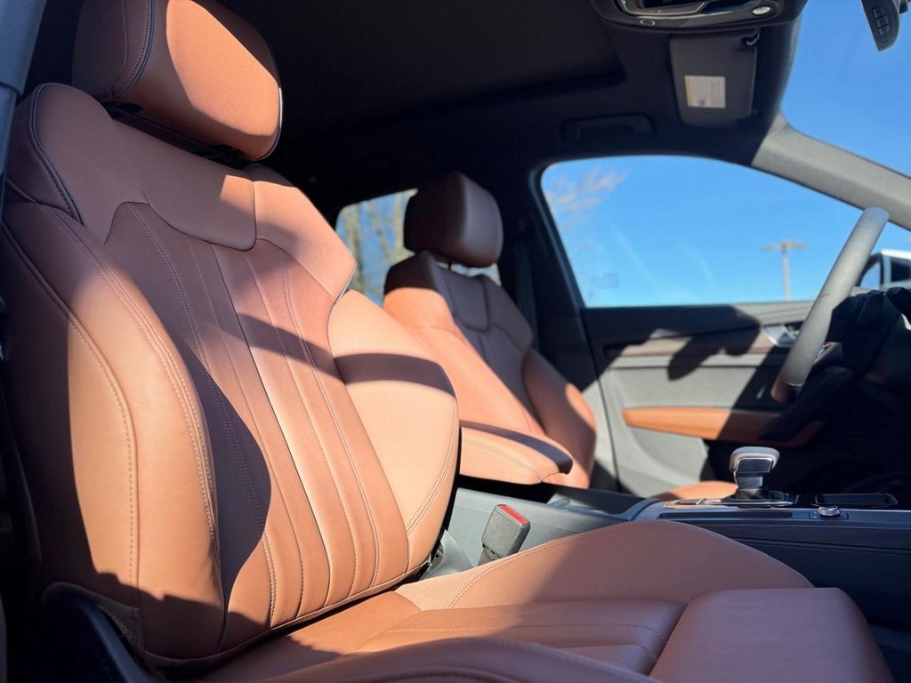 Used 2025 Audi Q5 2.0T Premium image 22