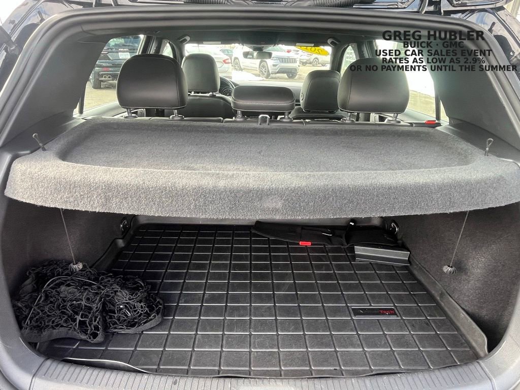 Used 2017 Volkswagen Golf R 4-Door AWD/4WD image 20