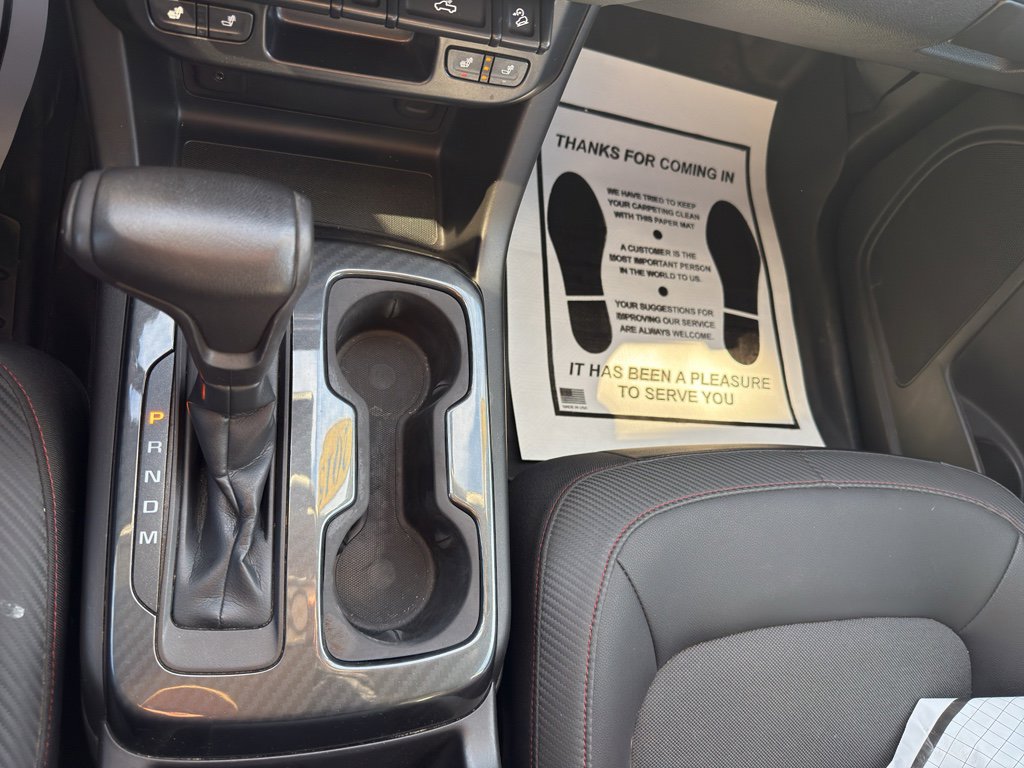 Used 2015 GMC Canyon SLE image 22