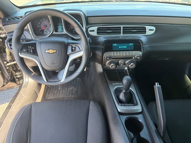 Used 2014 Chevrolet Camaro LS RWD image 19