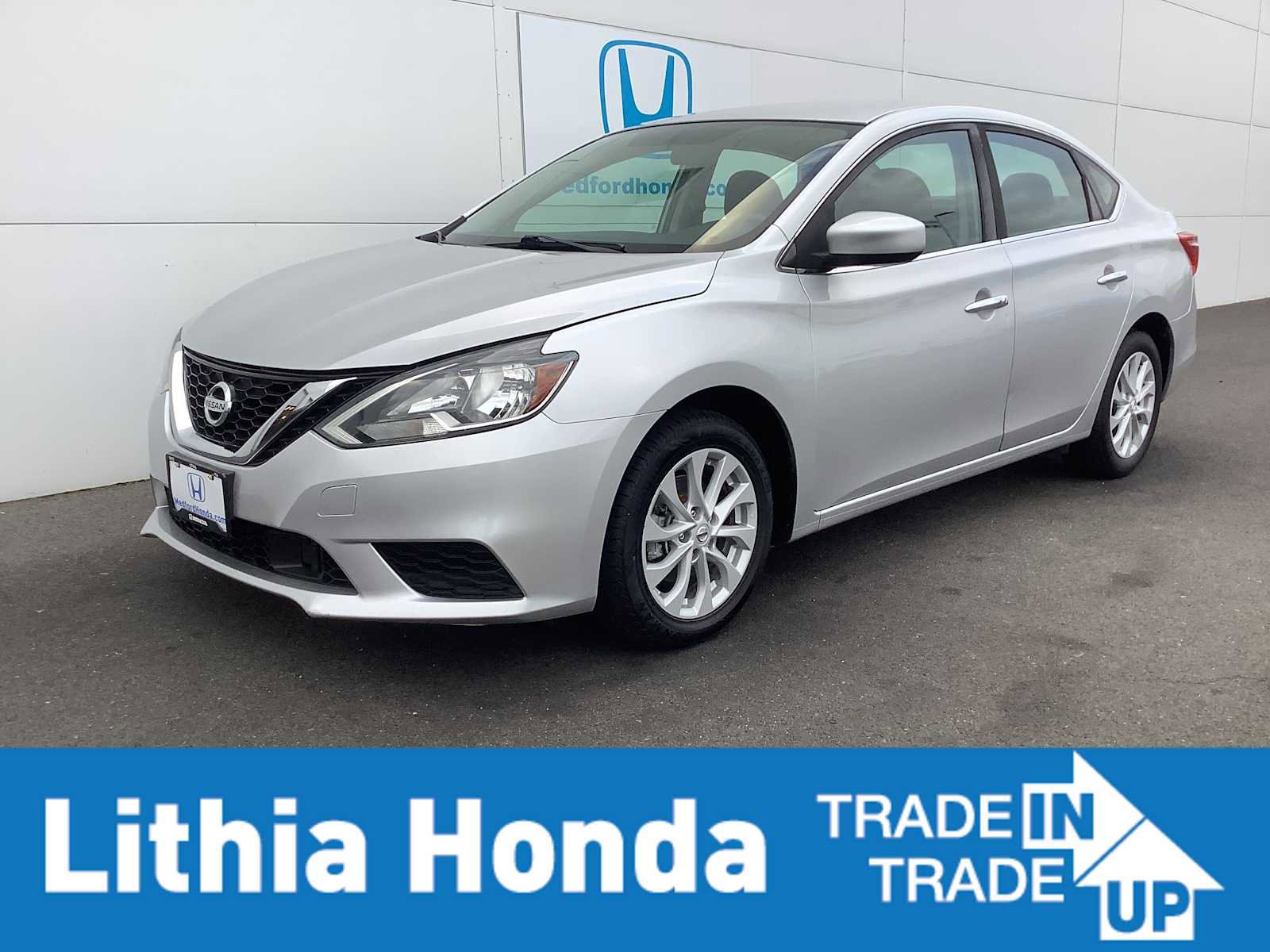 Used 2018 Nissan Sentra SV image 1