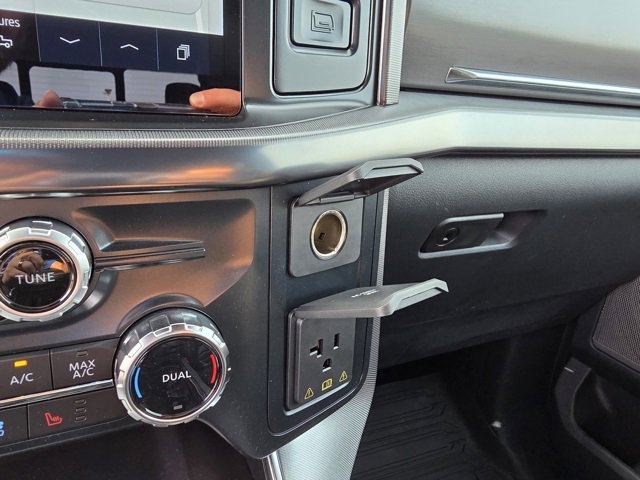 New 2025 Ford F150 Platinum image 25