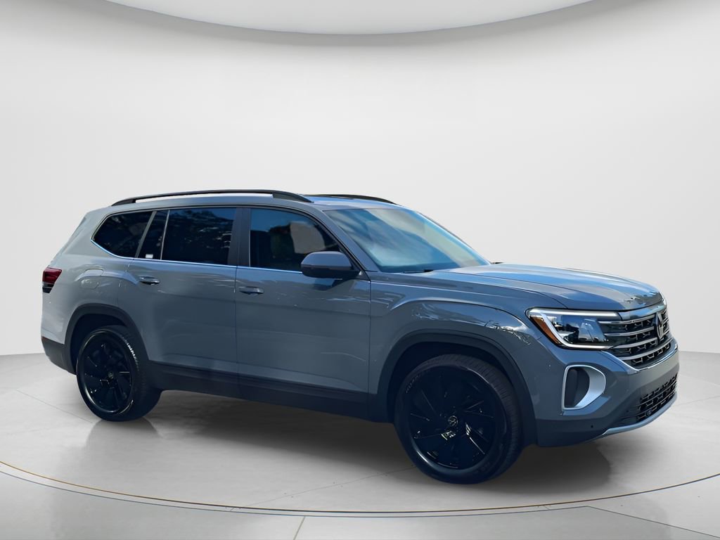 New 2026 Volkswagen Atlas SE image 2