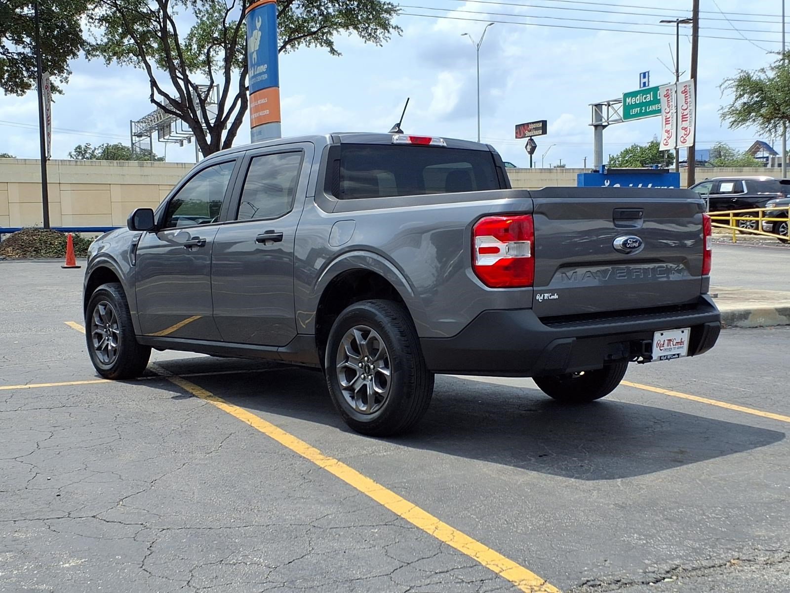Certified 2024 Ford Maverick XLT FWD image 8