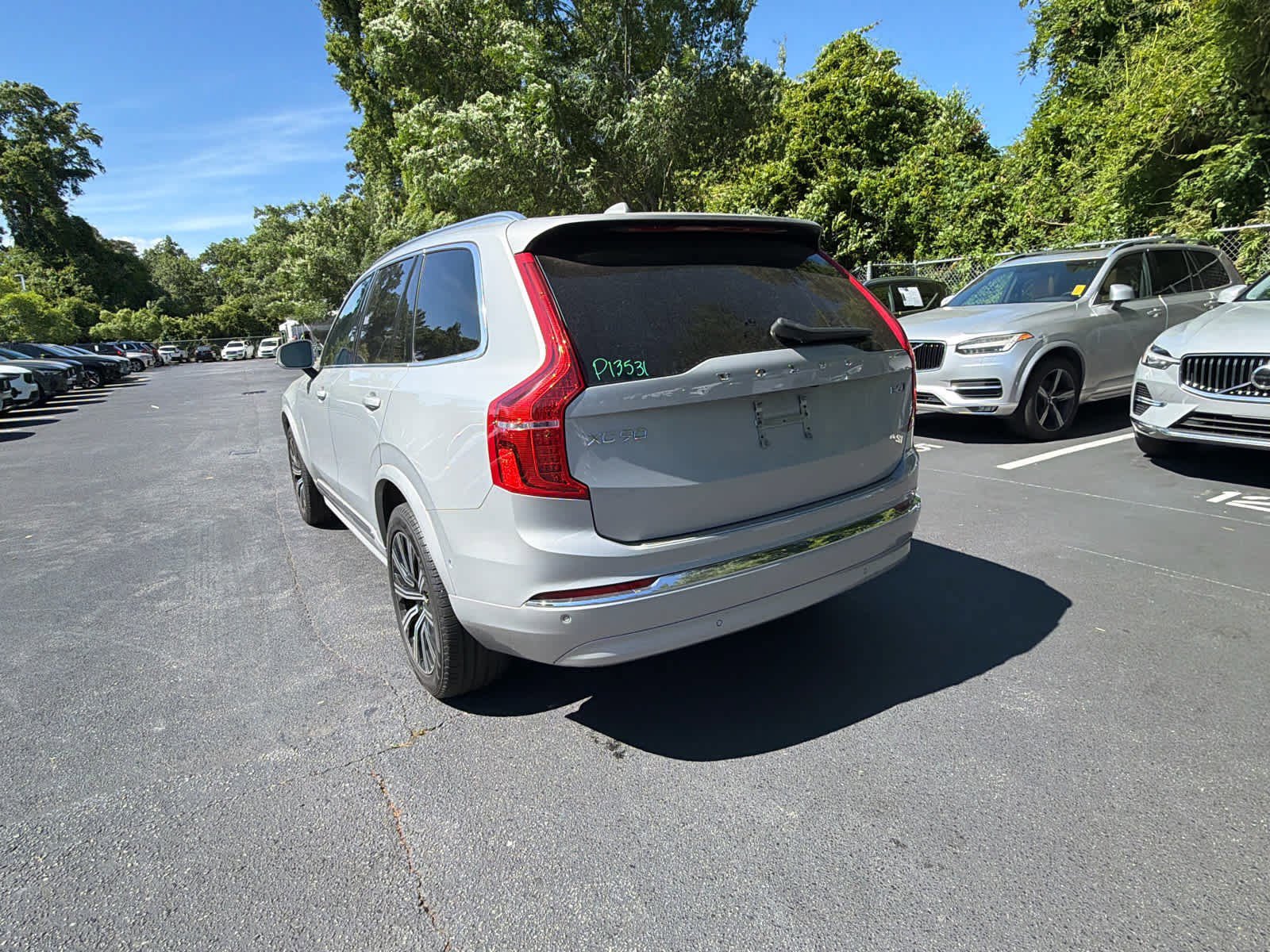 Used 2023 Volvo XC90 B6 Plus w/ Protection Package AWD/4WD image 12