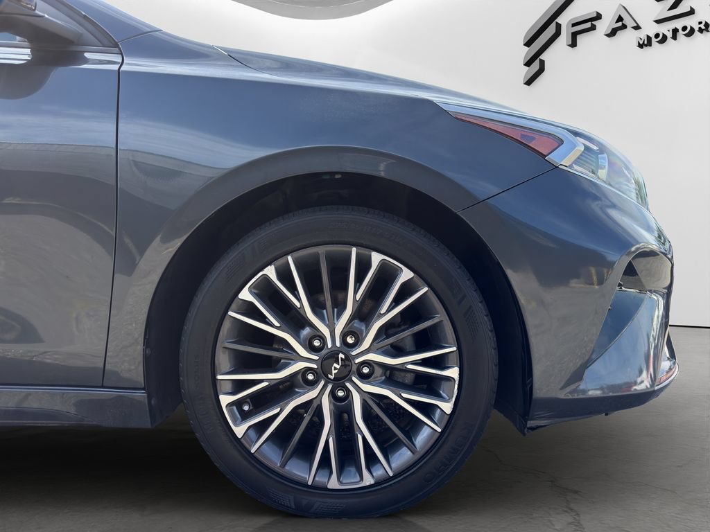 Used 2023 Kia Forte GT-Line w/ GT-Line Premium Package FWD image 22