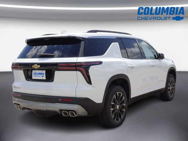 New 2026 Chevrolet Traverse LT w/ Sun and Wheel Package FWD image 2