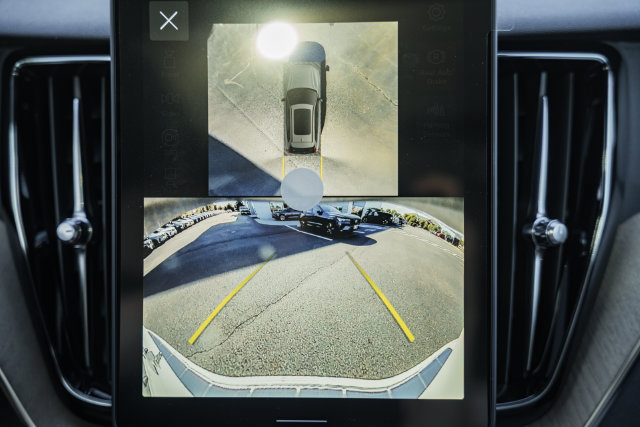 New 2027 Volvo XC60 B5 Plus AWD/4WD image 45