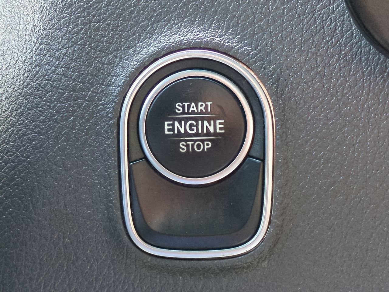 Used 2019 Mercedes-Benz Sprinter 144 Cargo image 24