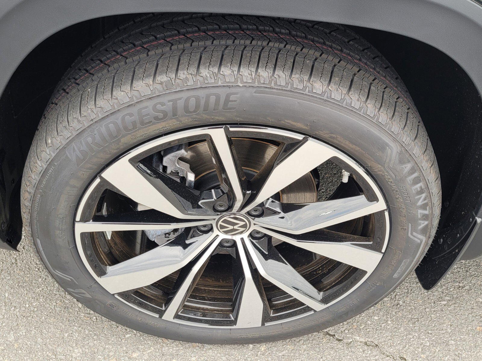 New 2026 Volkswagen Atlas SEL Premium R-Line image 13