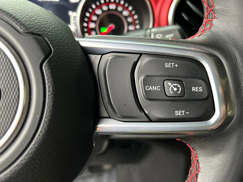 Used 2021 Jeep Gladiator Rubicon AWD/4WD image 18
