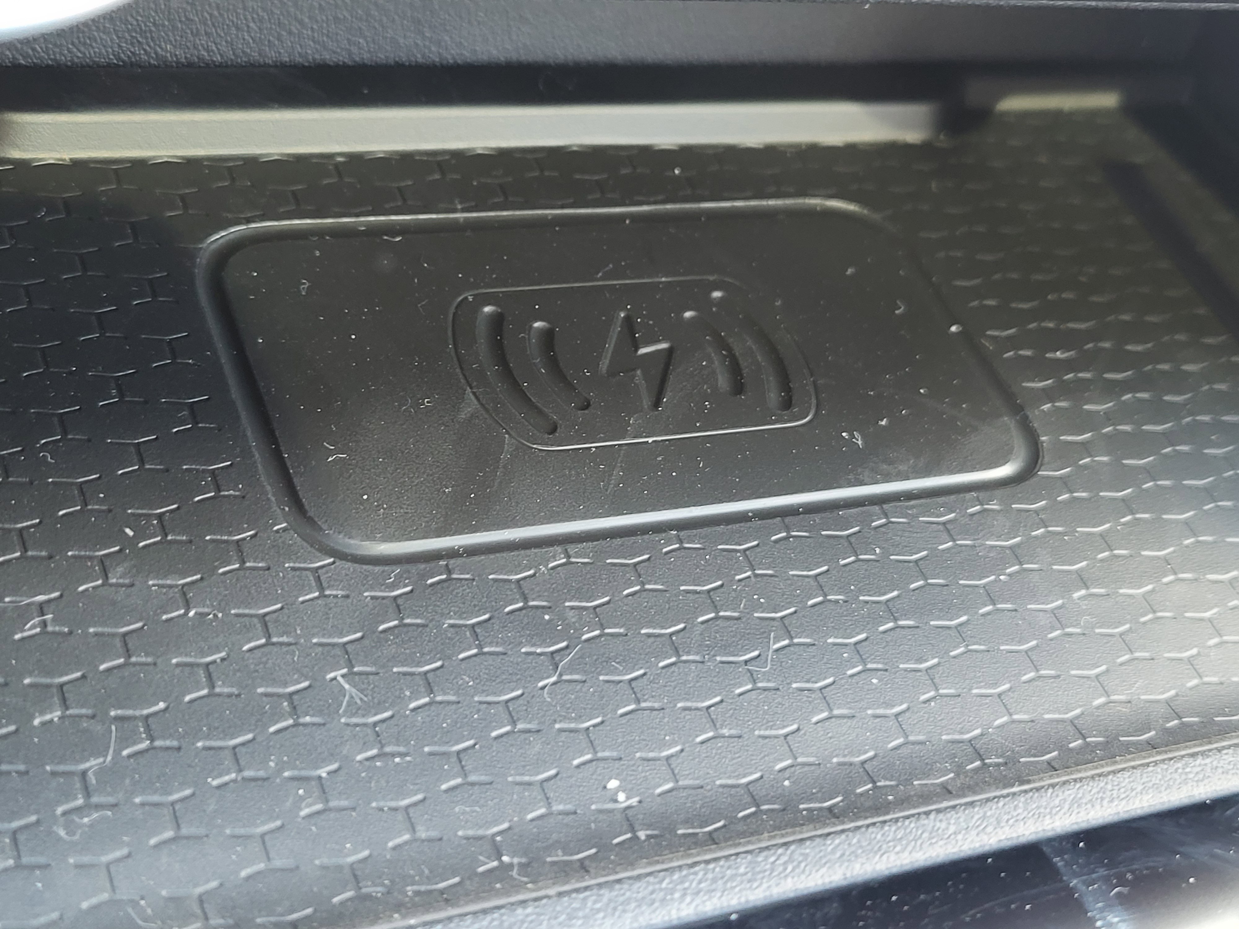 New 2026 Jaguar F-PACE R-Dynamic S image 28