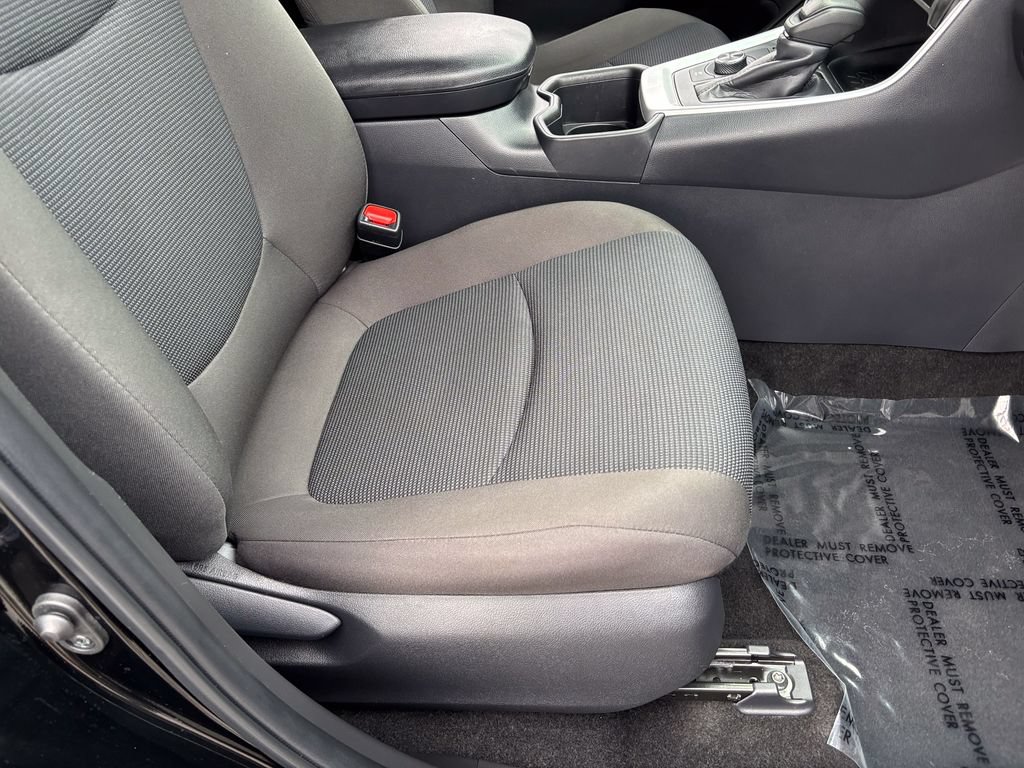 Certified 2025 Toyota RAV4 LE AWD/4WD image 36