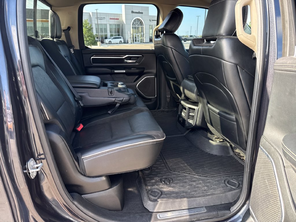 Used 2019 RAM 1500 Laramie AWD/4WD image 28