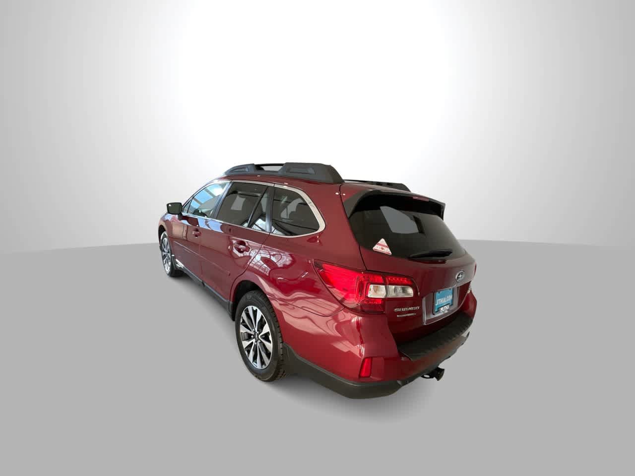 Used 2015 Subaru Outback 3.6R Limited AWD/4WD image 6