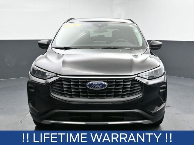 Used 2023 Ford Escape Active AWD/4WD image 3
