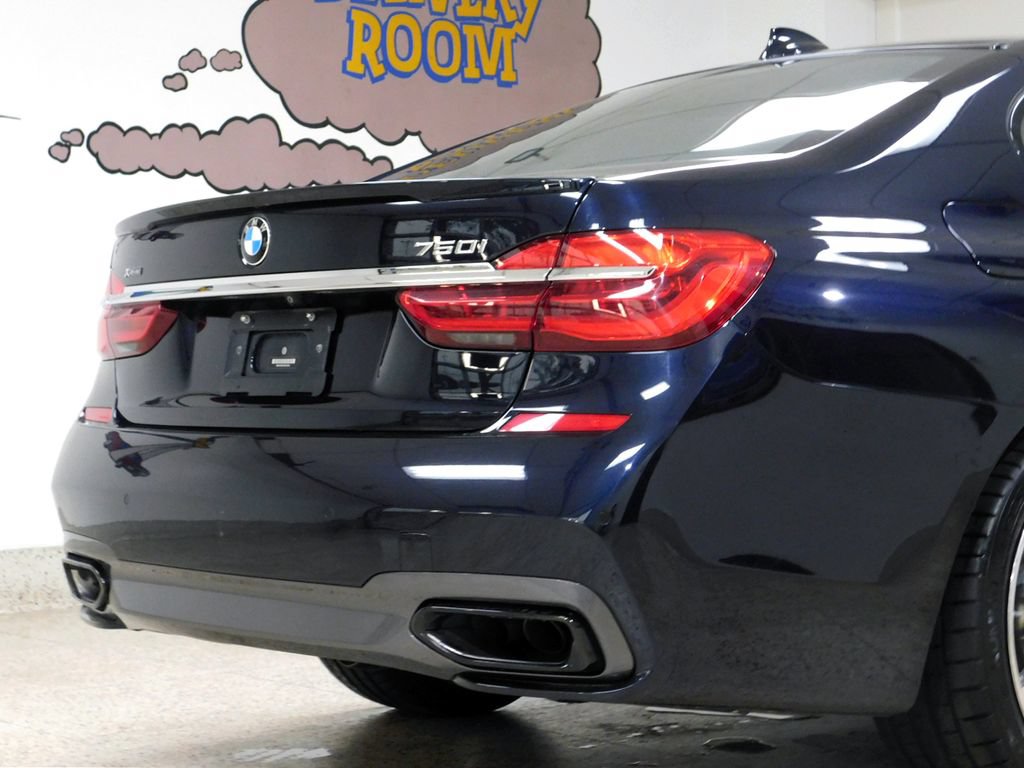 Used 2019 BMW 750i xDrive AWD/4WD image 64