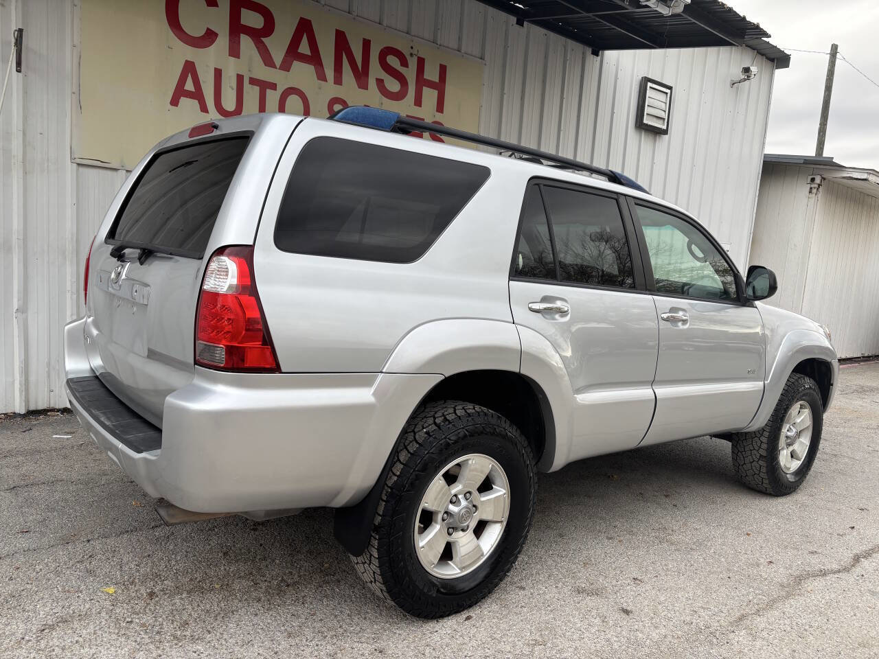 Used 2007 Toyota 4Runner SR5 image 3