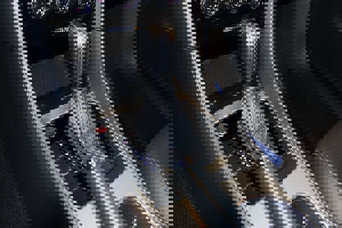 Used 2021 Volkswagen Passat 2.0T SE image 35