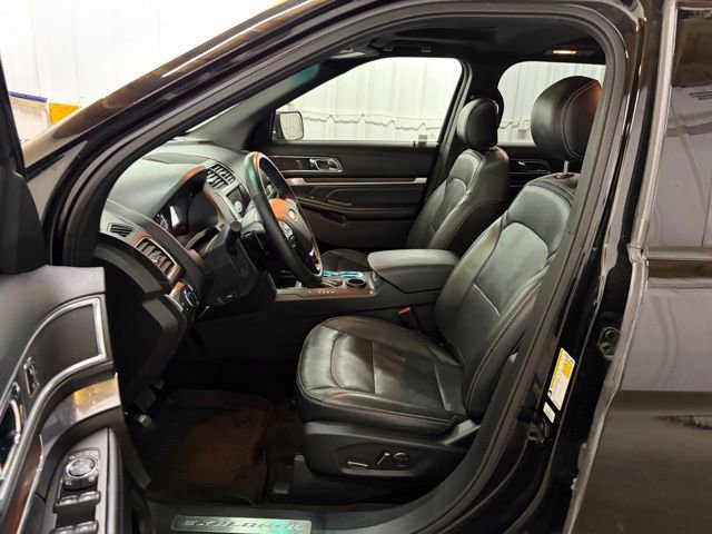Used 2017 Ford Explorer Limited w/ Equipment Group 301A FWD image 38