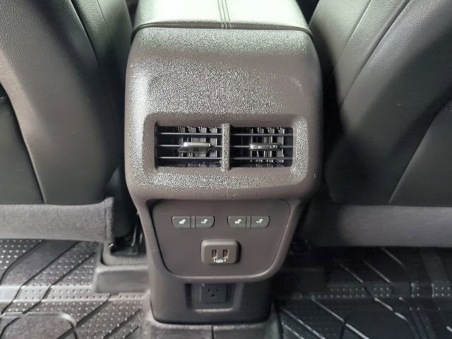 Certified 2024 Chevrolet Equinox Premier image 18