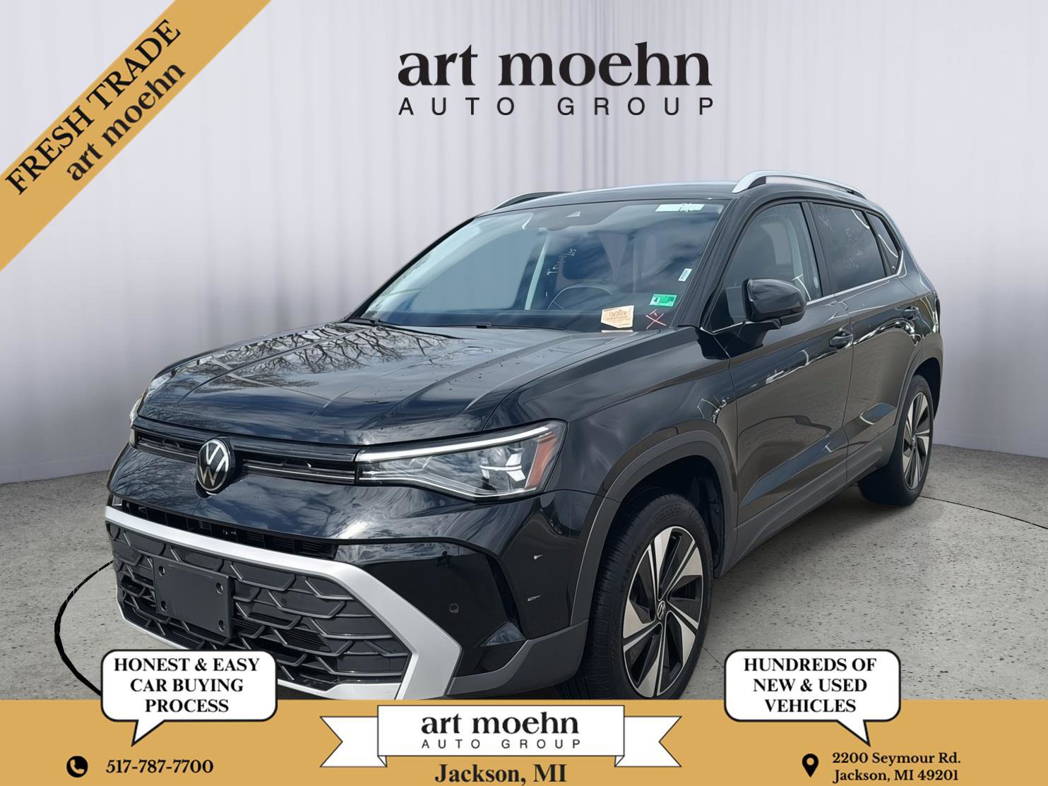 Used 2025 Volkswagen Taos SE AWD/4WD image 1