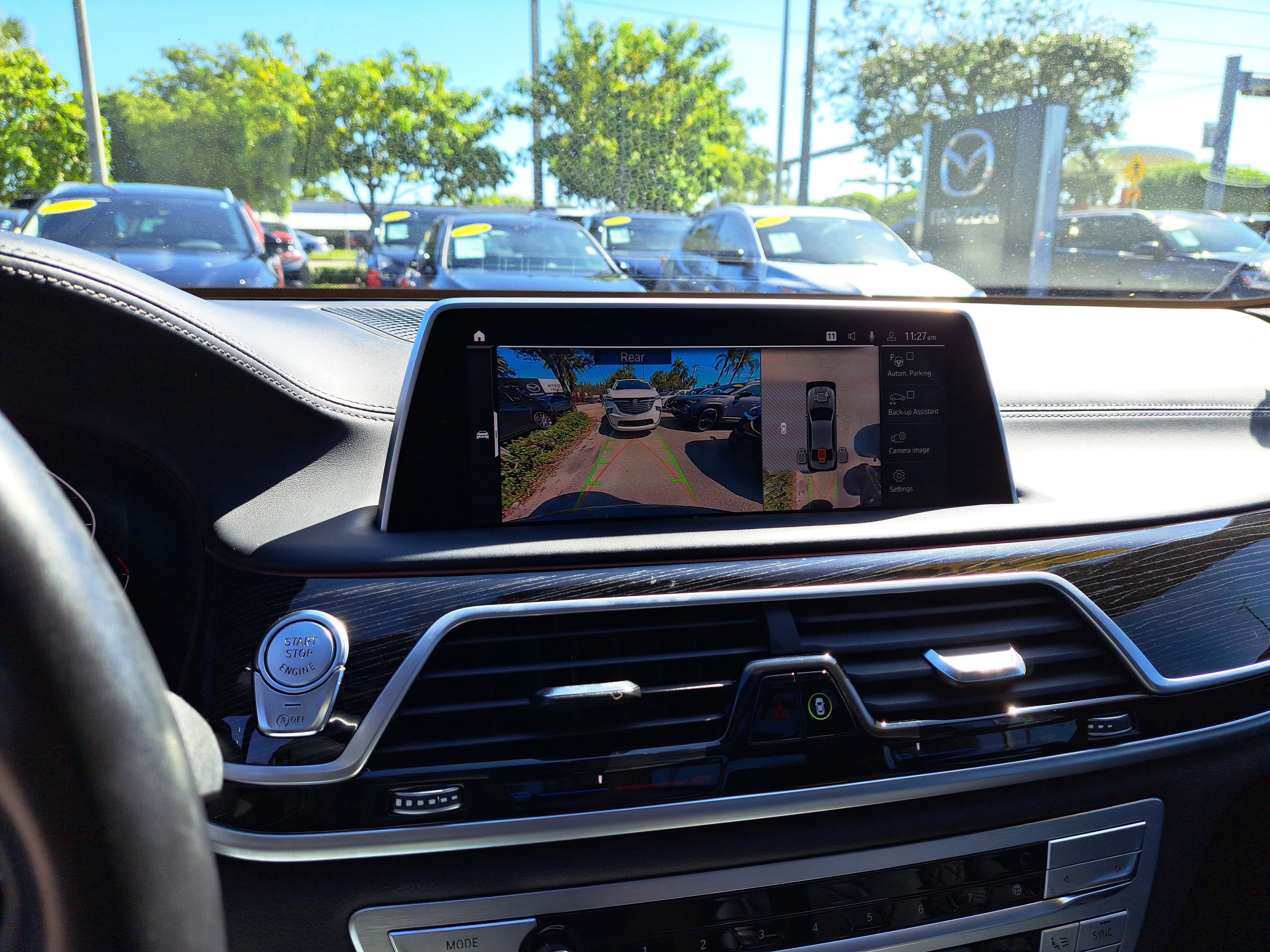 Used 2022 BMW 750i xDrive w/ Executive Package image 18