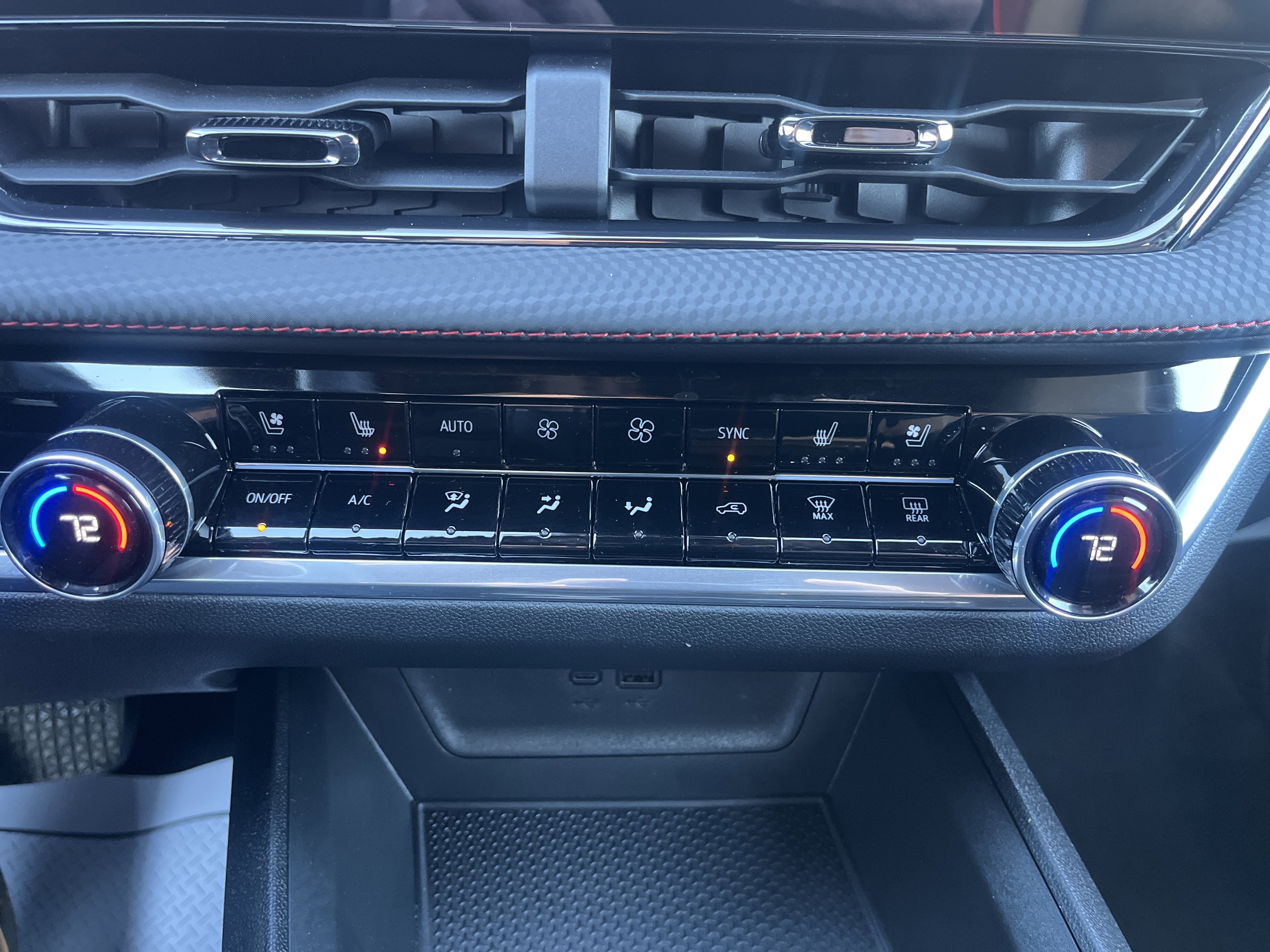 Used 2026 Chevrolet Equinox RS w/ Convenience Package III image 29