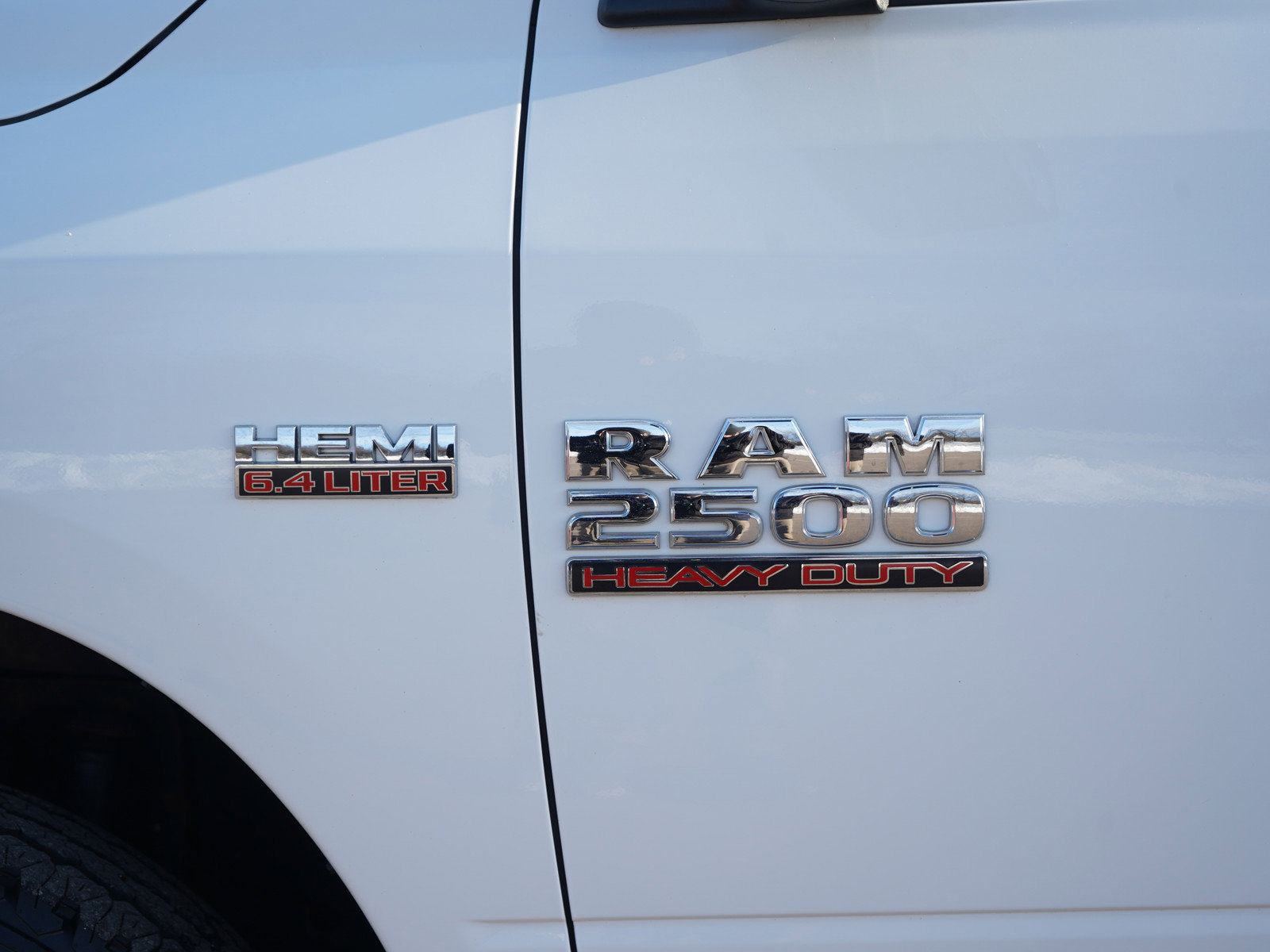 Used 2017 RAM 2500 Tradesman w/ Chrome Appearance Group image 27