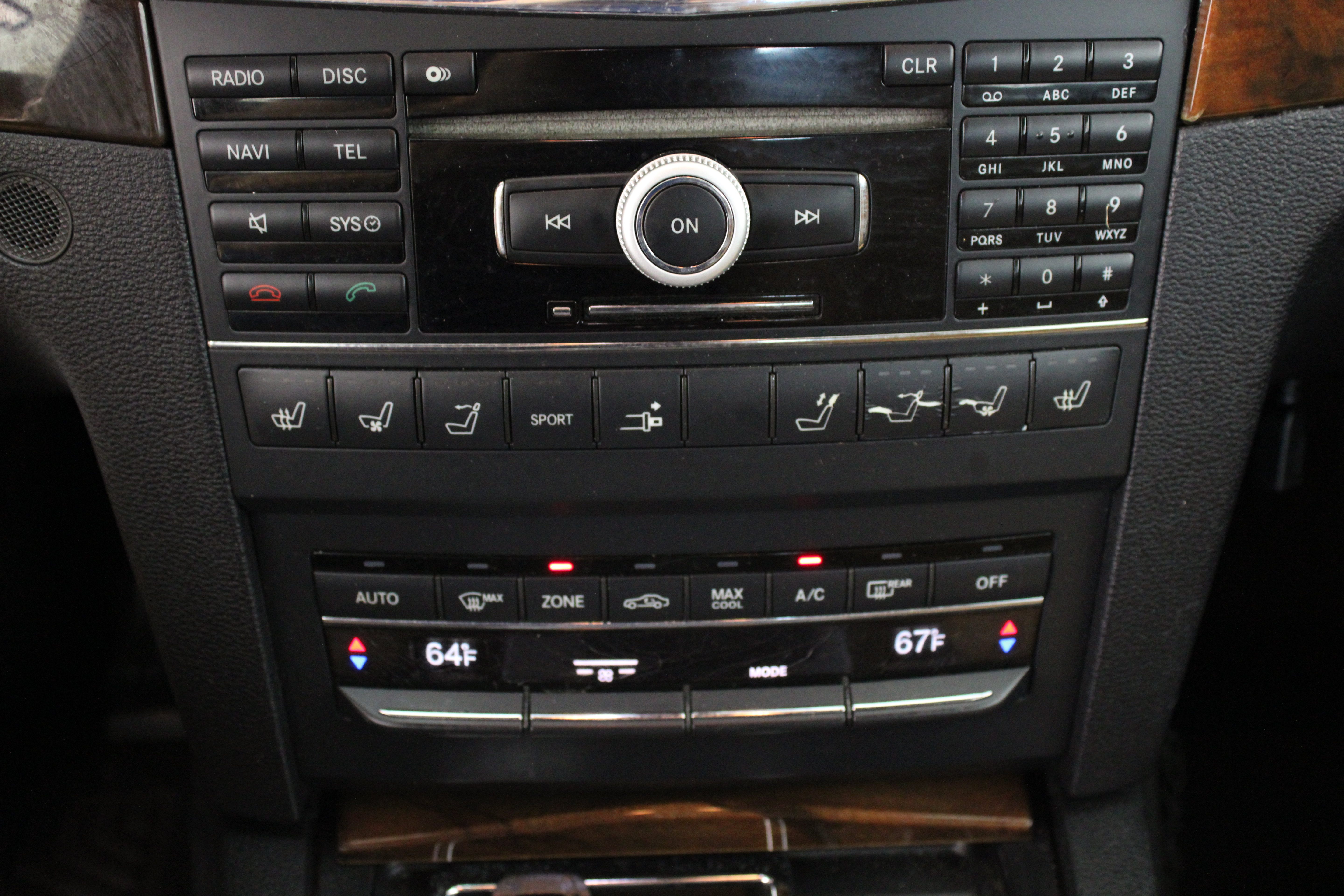 Used 2011 Mercedes-Benz E 550 Cabriolet image 18