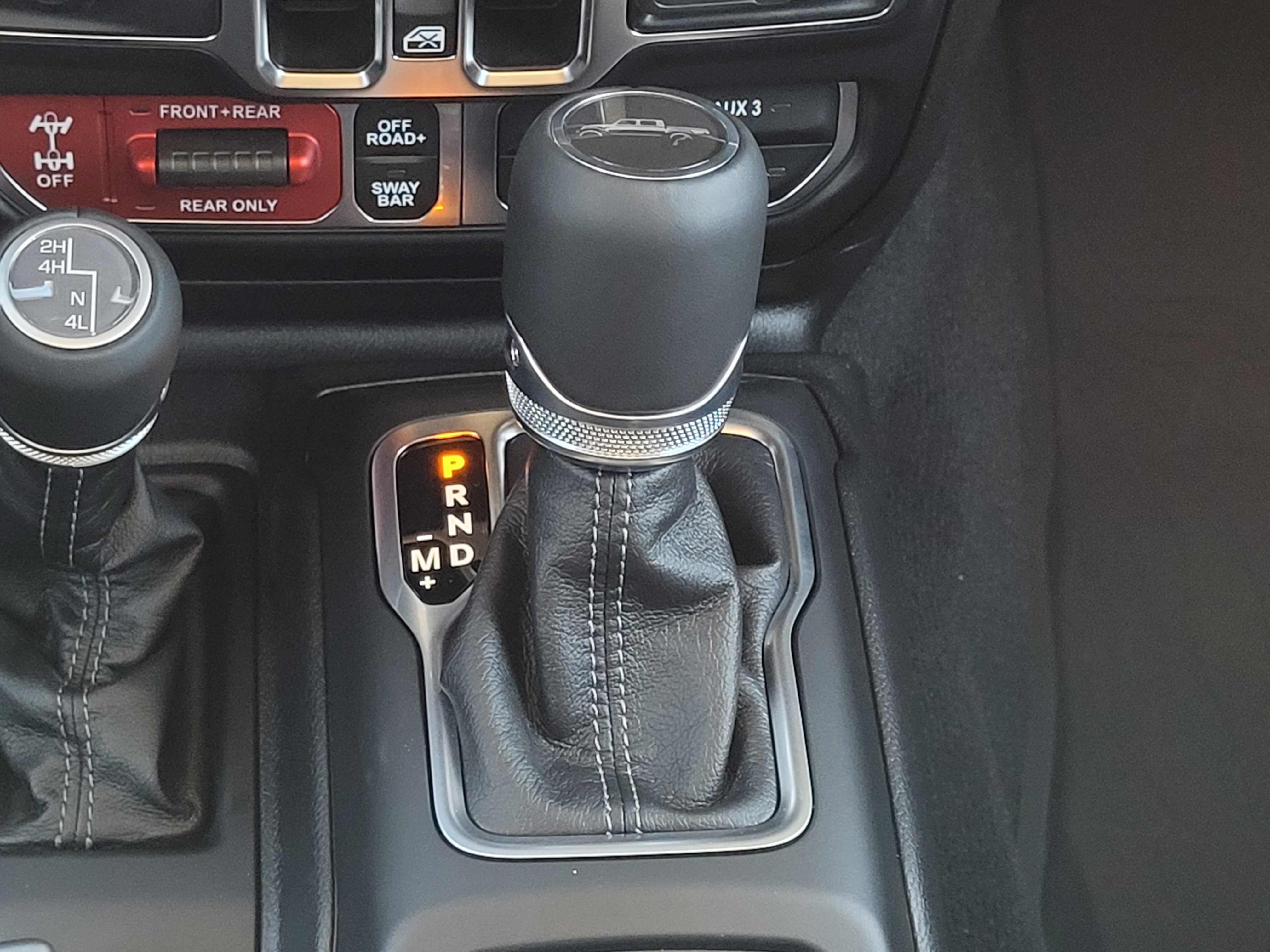 New 2025 Jeep Gladiator Rubicon w/ Convenience Group image 17