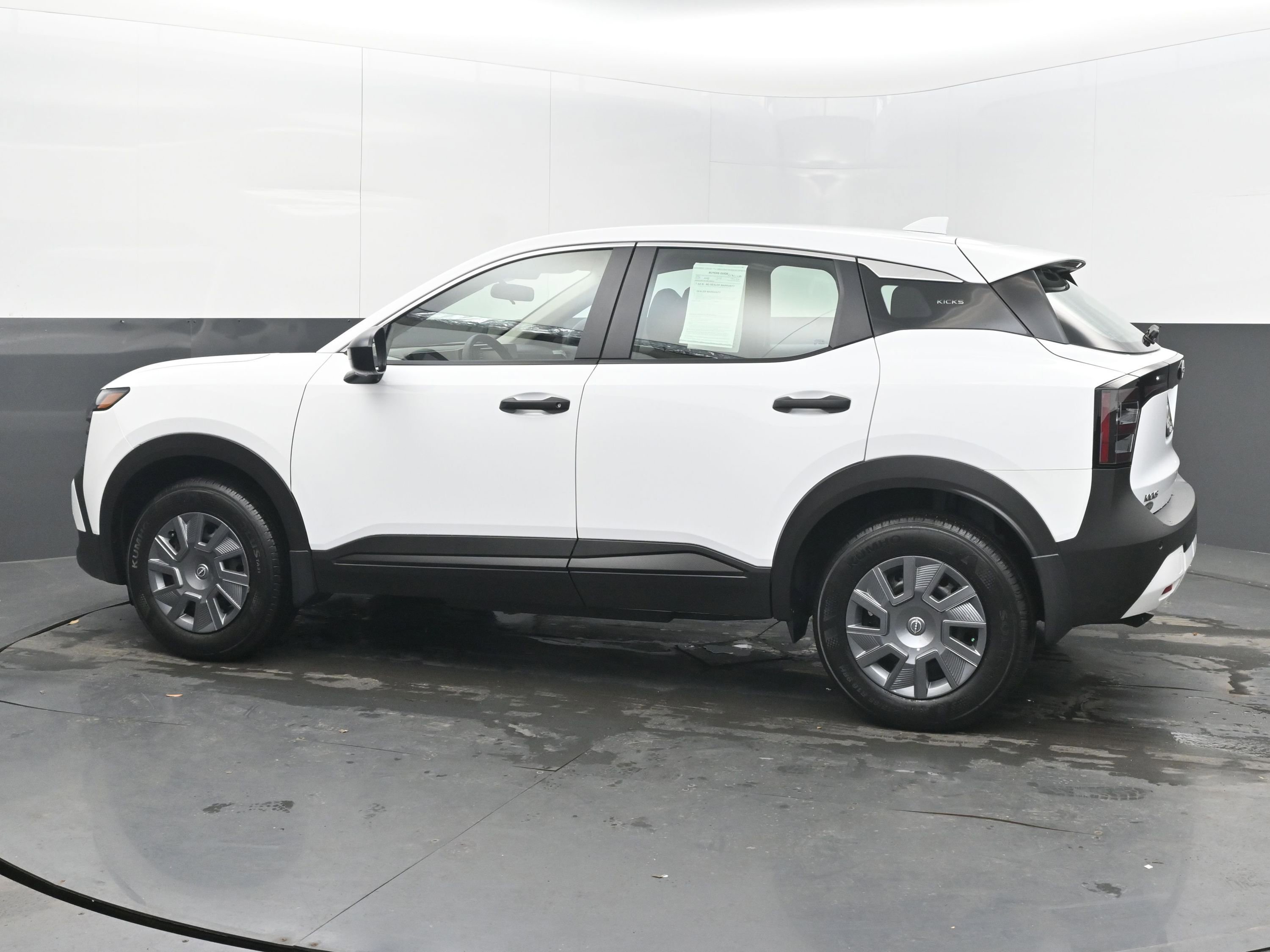 Certified 2025 Nissan Kicks S image 5