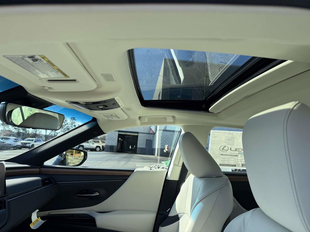 New 2025 Lexus ES 350 Premium image 16