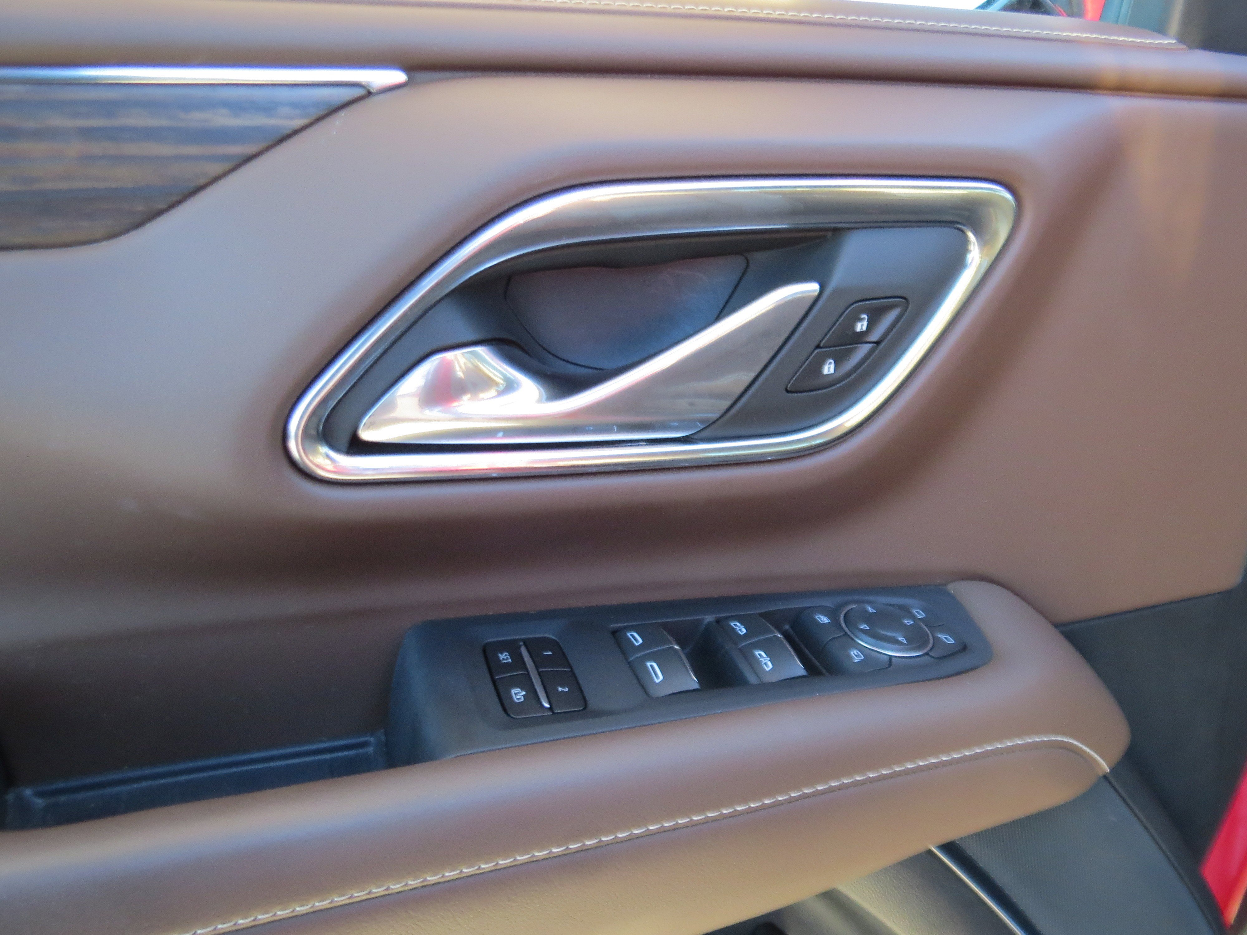 Used 2024 Chevrolet Tahoe High Country w/ Advanced Technology Package AWD/4WD image 20