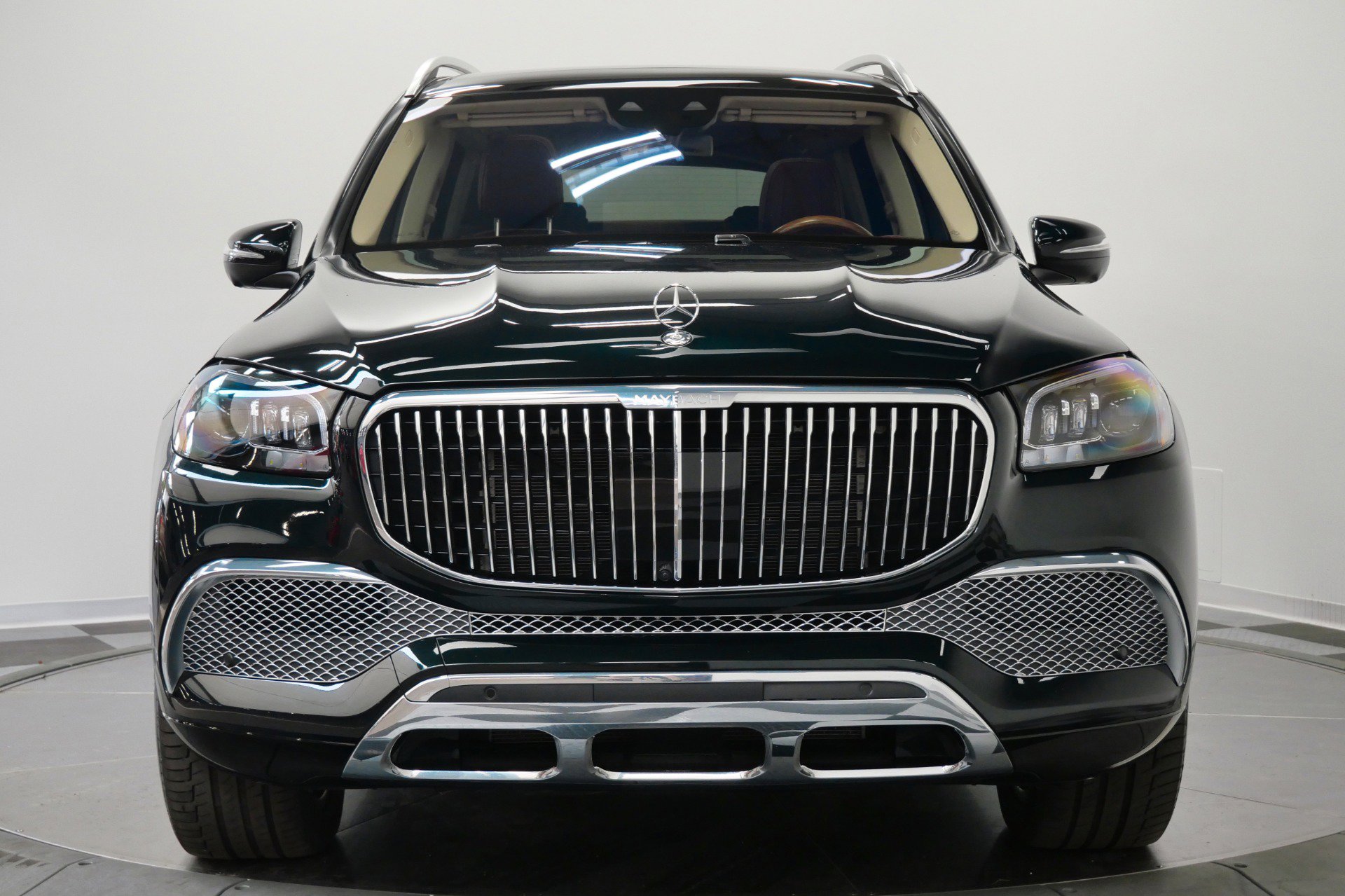 Used 2022 Mercedes-Benz Maybach GLS 600 4MATIC image 4