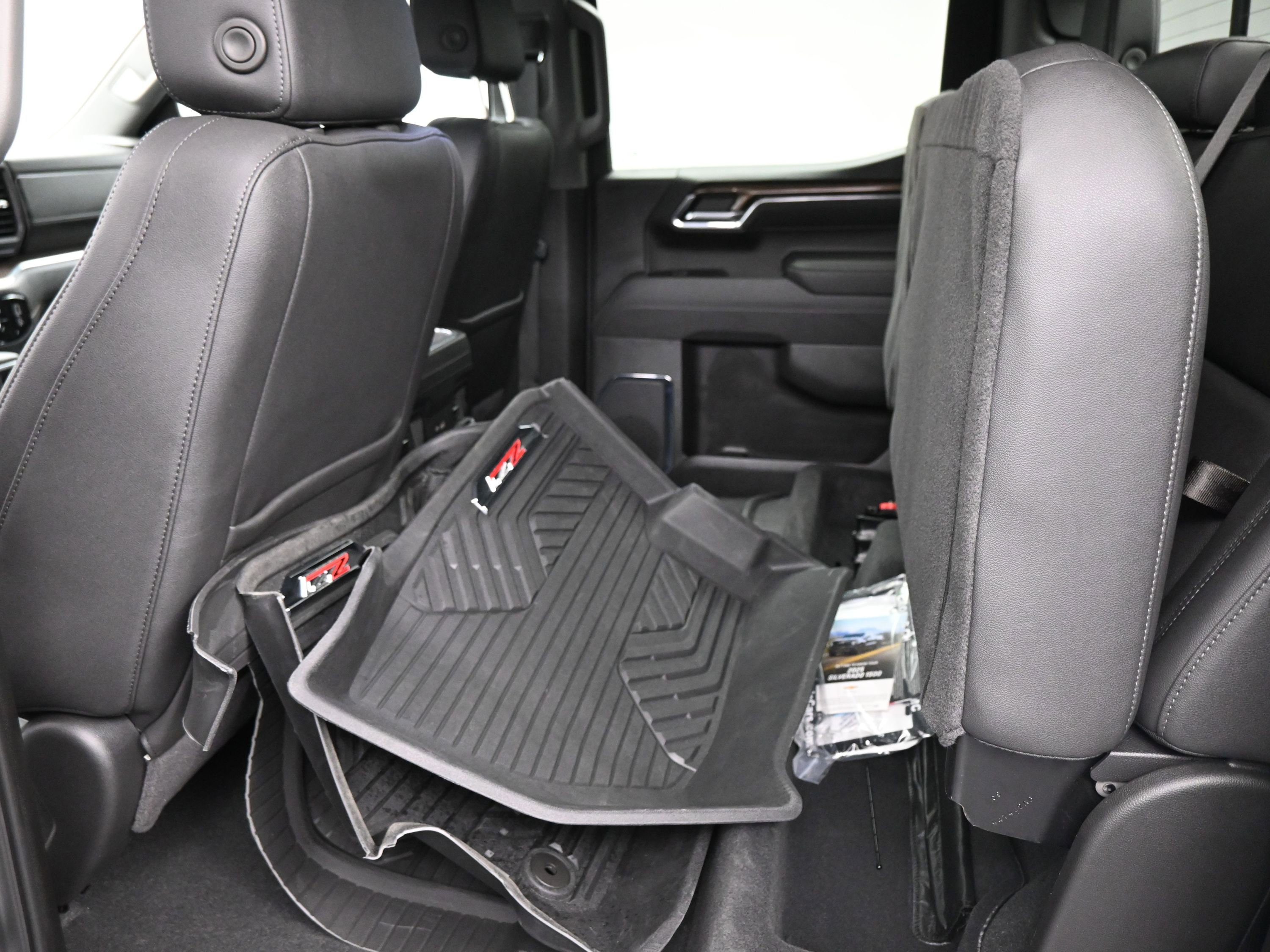 Certified 2025 Chevrolet Silverado 1500 LT Trail Boss w/ LT Trail Boss Premium Package image 16