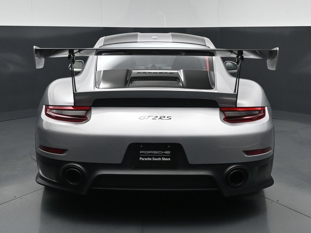Used 2018 Porsche 911 GT2 RS RWD image 9