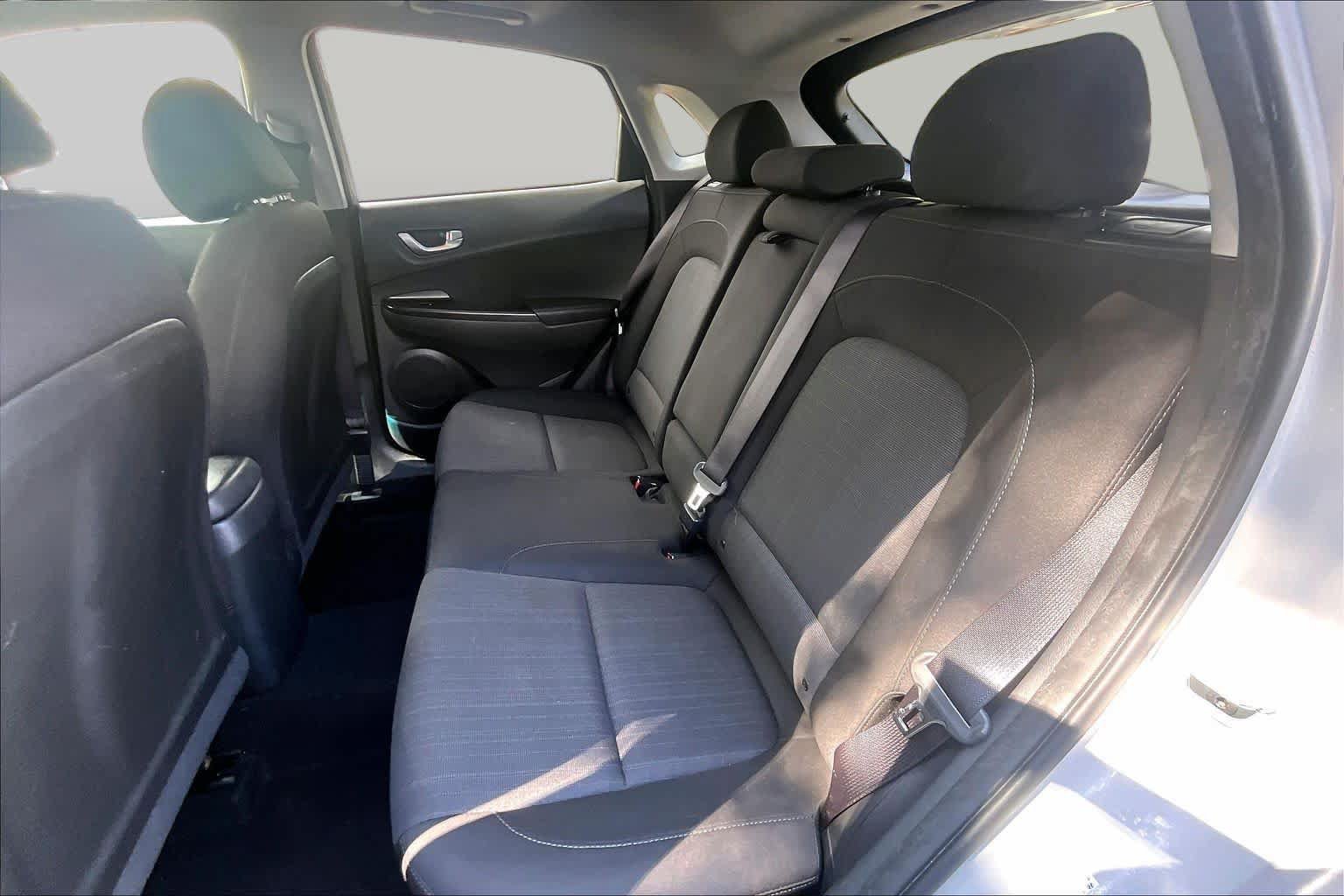 Used 2022 Hyundai Kona SEL w/ Convenience Package FWD image 21