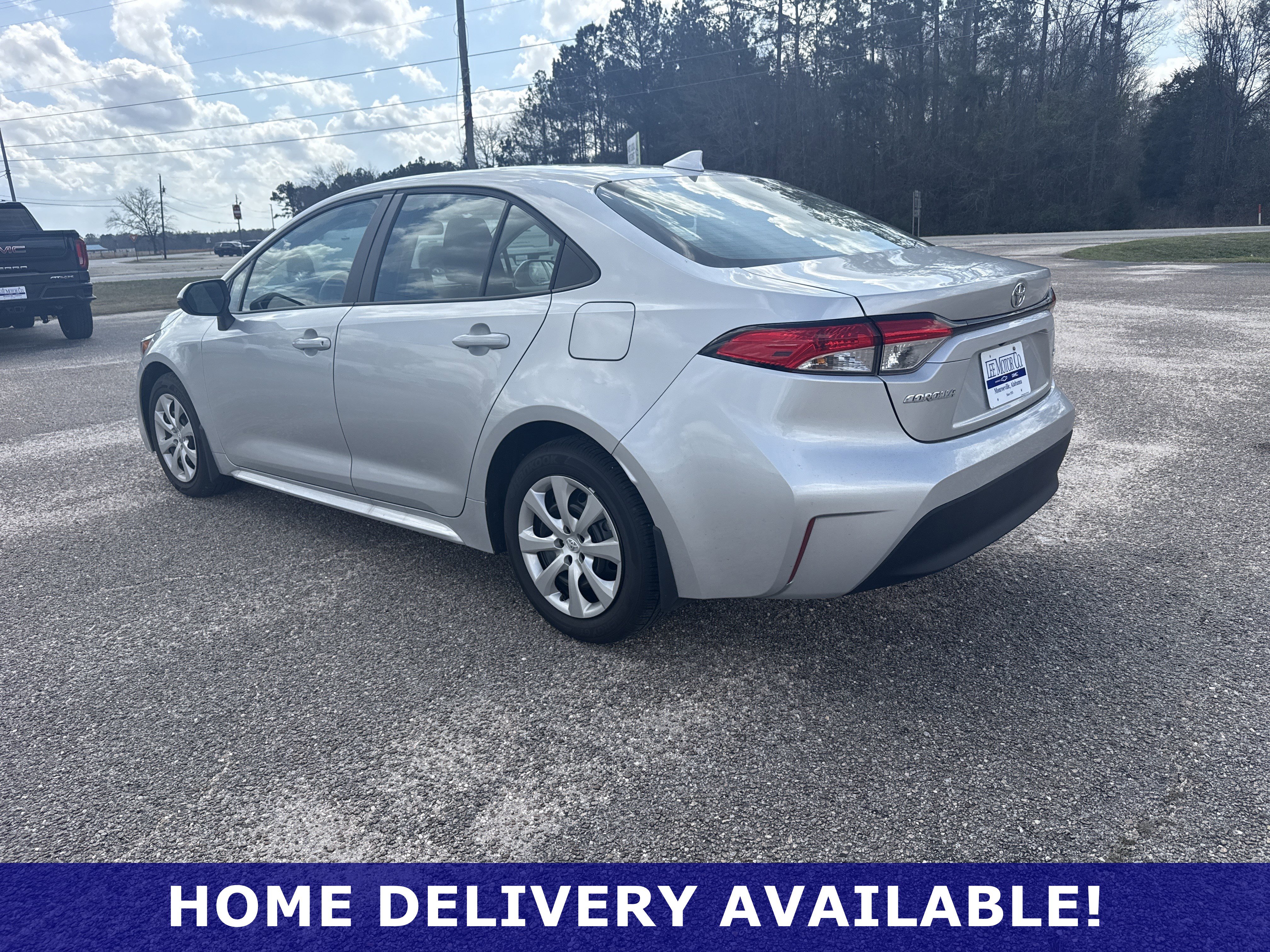 Used 2026 Toyota Corolla LE image 17