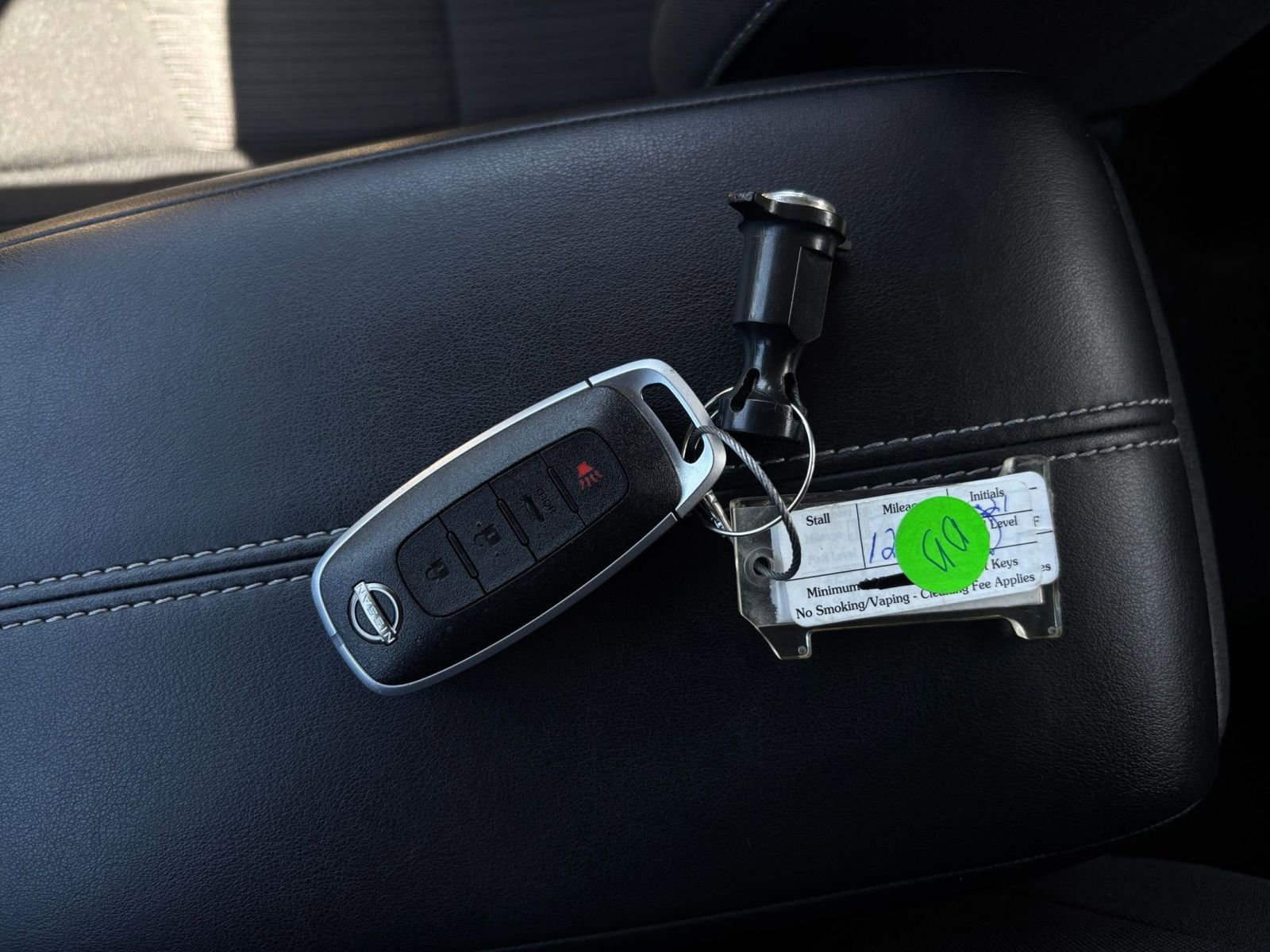 Used 2025 Nissan Sentra SV FWD image 21