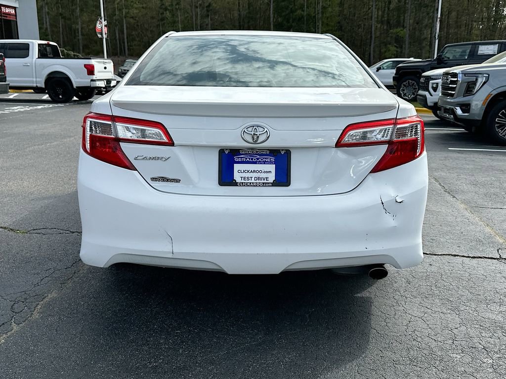Used 2013 Toyota Camry SE image 15