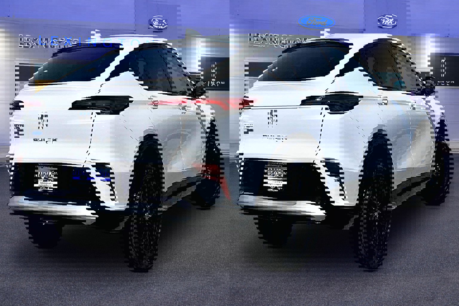 Used 2025 Buick Envista Sport Touring w/ Convenience I Package image 5