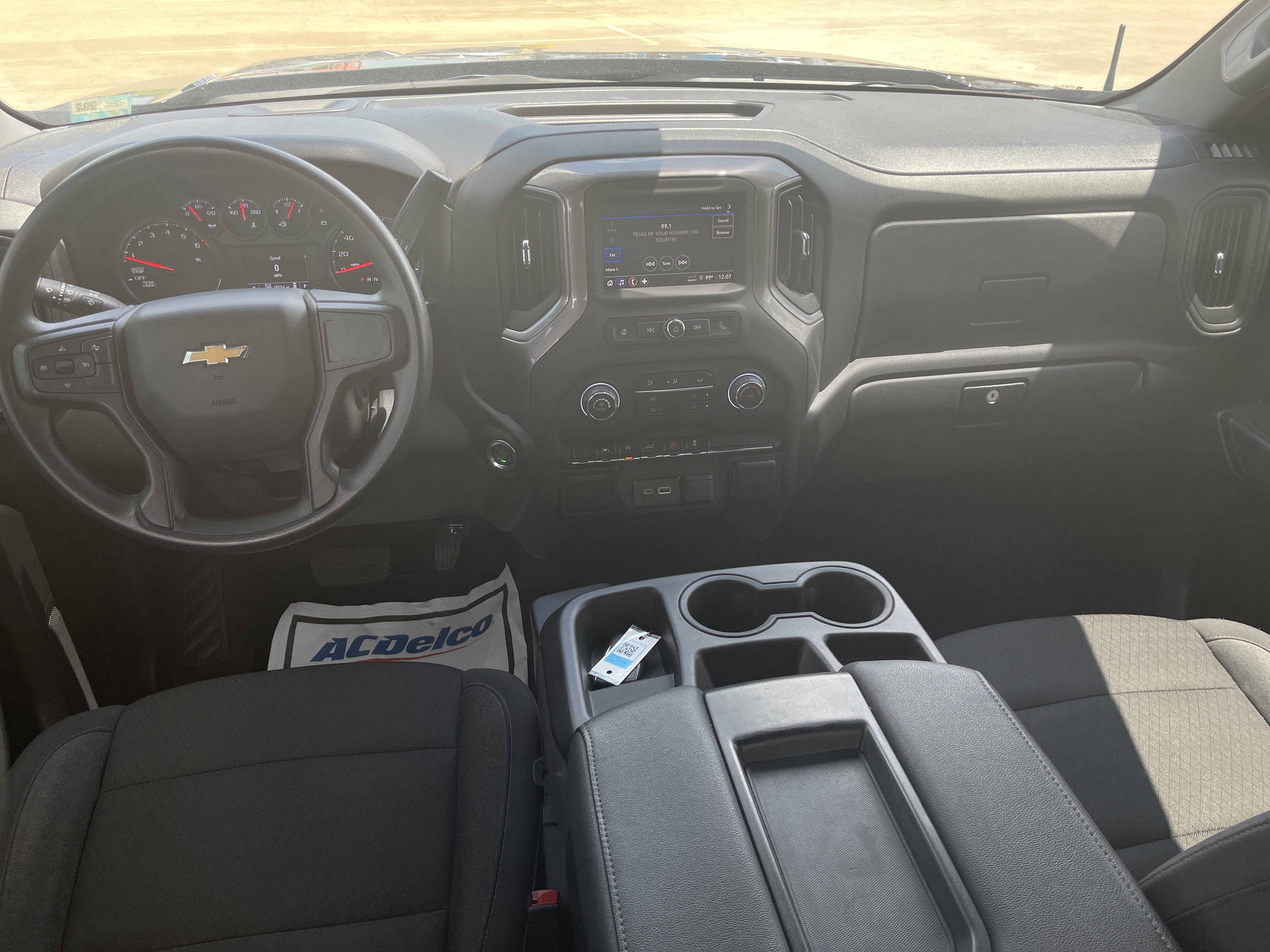 Used 2025 Chevrolet Silverado 1500 Custom w/ Turbomax Blackout Package AWD/4WD image 14