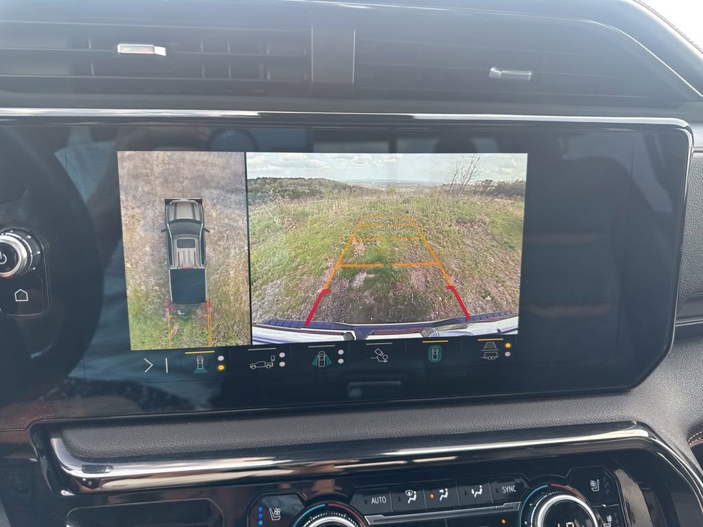 Used 2023 GMC Sierra 1500 AT4 w/ AT4 Preferred Package image 24