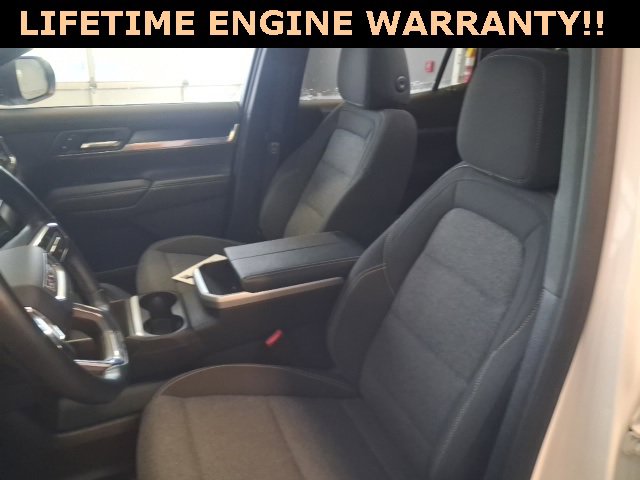 Used 2025 GMC Terrain Elevation image 21