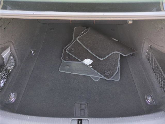 Used 2017 Audi A4 2.0T Premium Plus w/ Premium Plus Package image 6