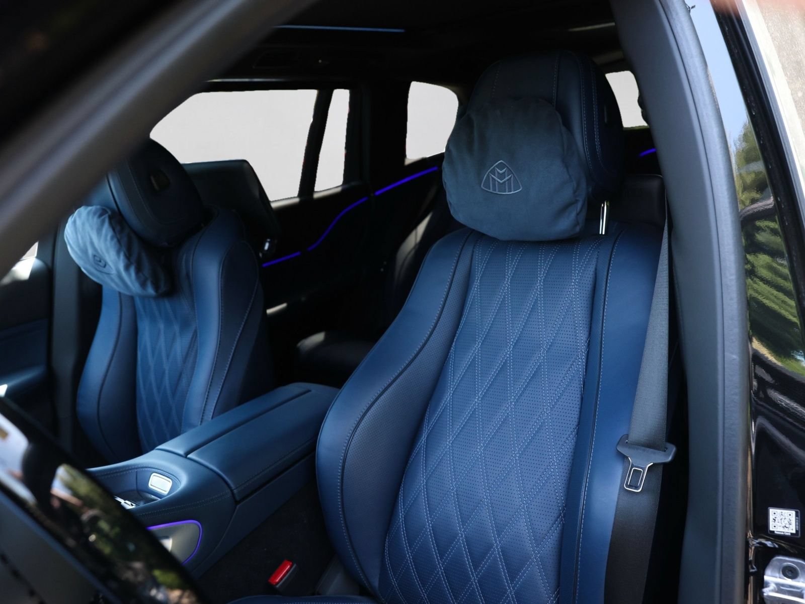 Used 2025 Mercedes-Benz Maybach GLS 600 4MATIC image 10