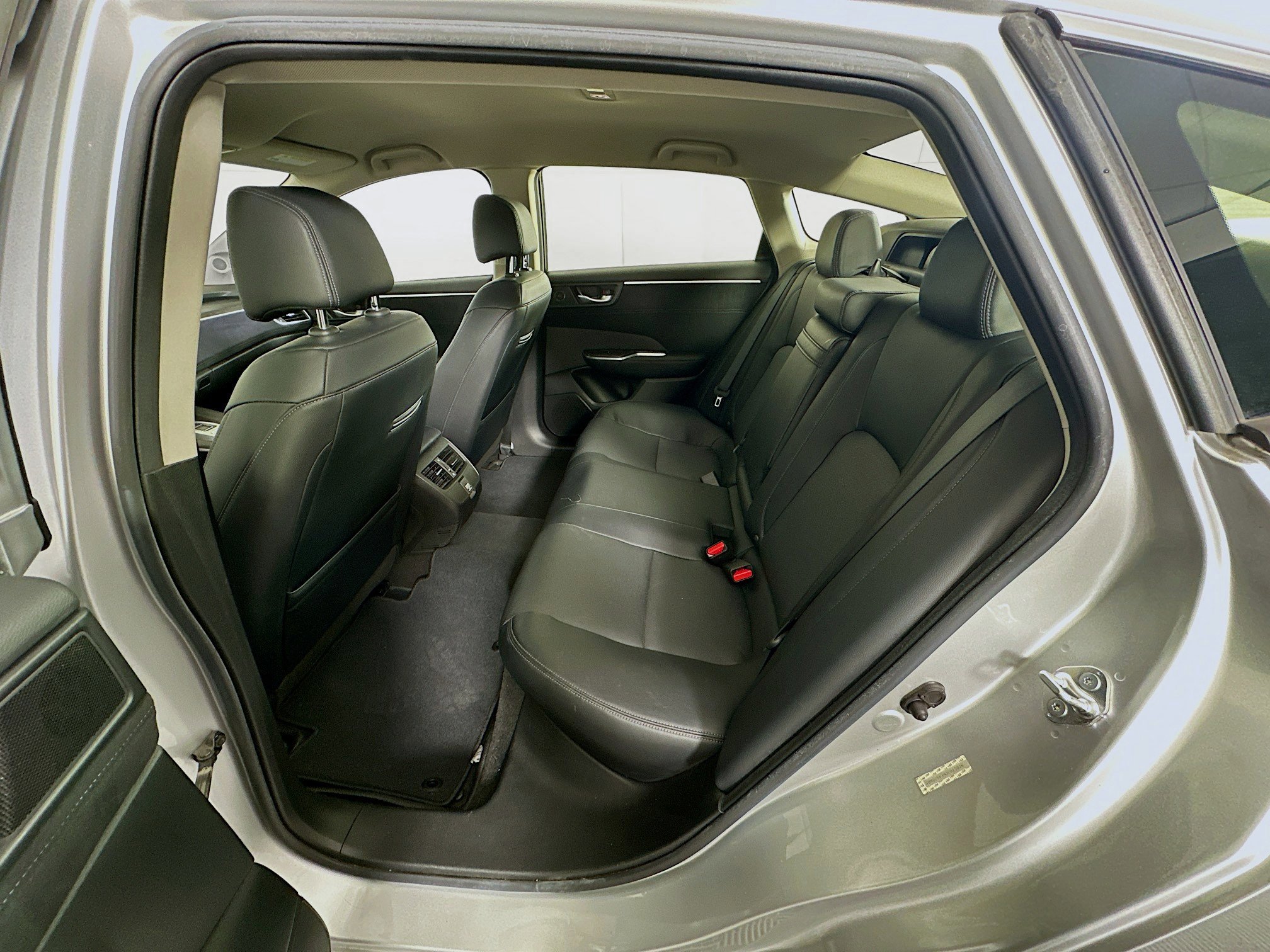 Used 2018 Honda Clarity Touring image 27