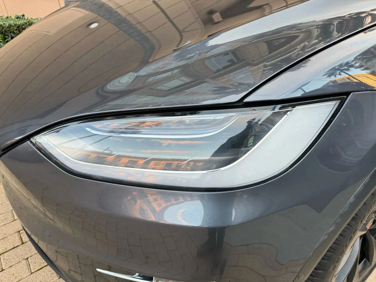 Used 2017 Tesla Model X 90D image 40